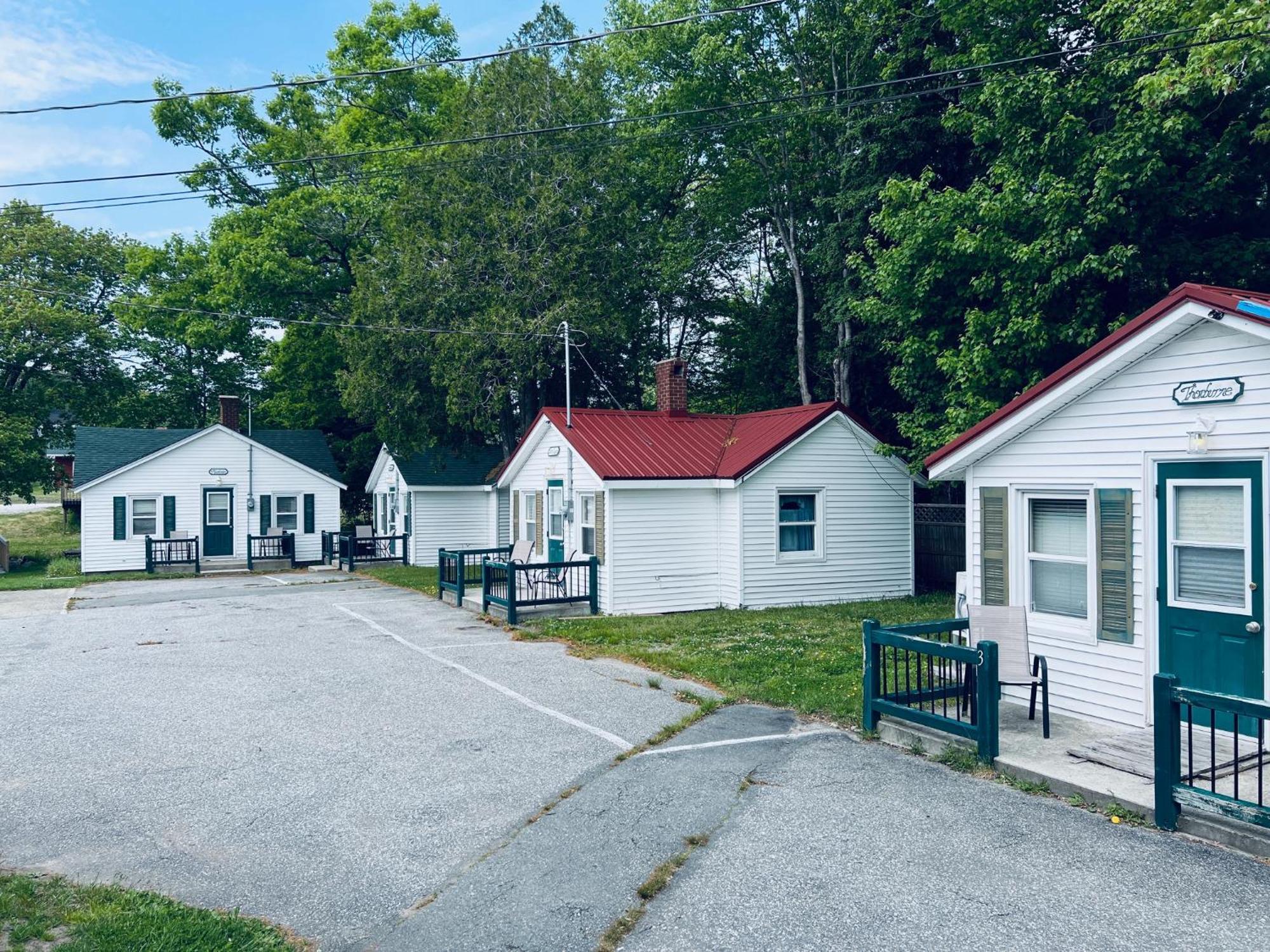 Mackenzie Motel & Cottages Shelburne Kültér fotó