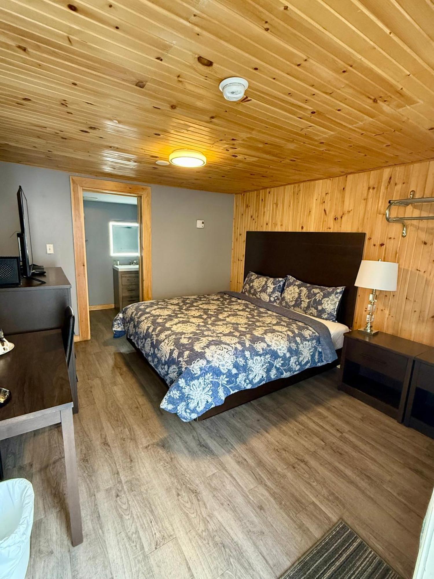 Mackenzie Motel & Cottages Shelburne Kültér fotó