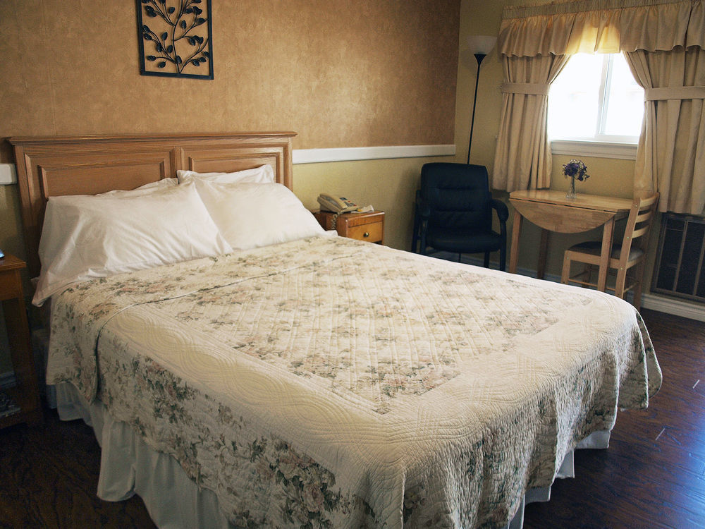 Mackenzie Motel & Cottages Shelburne Kültér fotó